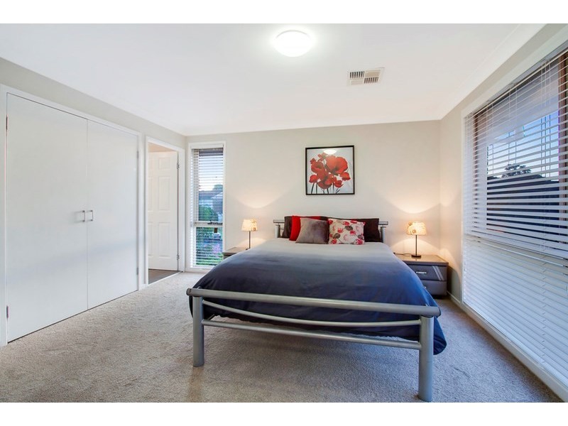 25 Smallwood Road, Mcgraths Hill NSW 2756