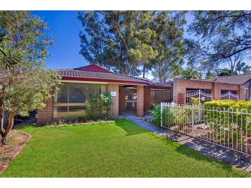 21 Snailham Crescent, South Windsor NSW 2756