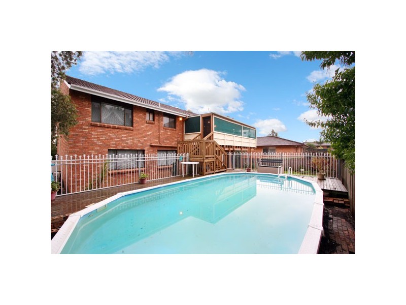 Mcgraths Hill NSW 2756