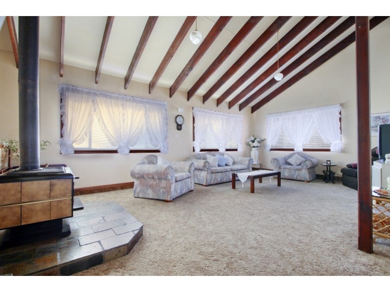 Mcgraths Hill NSW 2756
