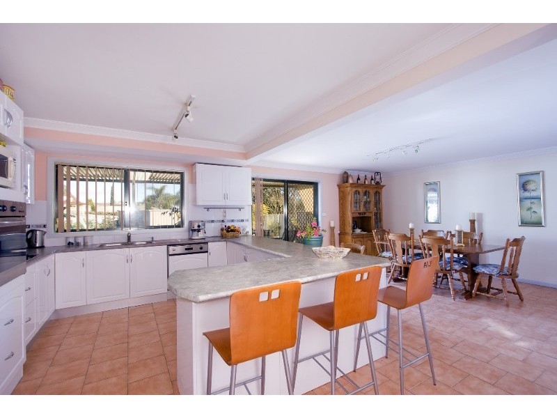 Mcgraths Hill NSW 2756