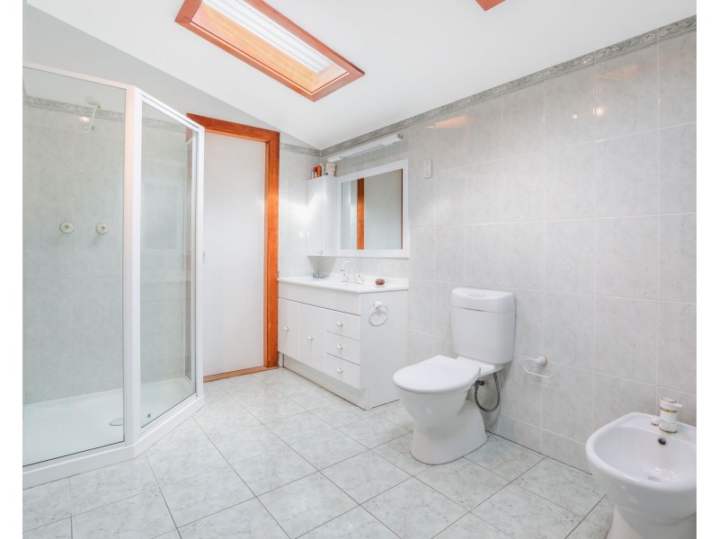 716 Singleton Road, Laughtondale NSW 2775