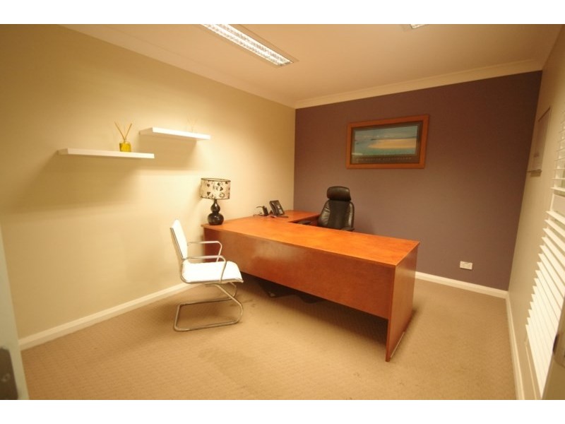 18/5b CURTIS Road, Mcgraths Hill NSW 2756