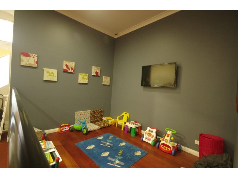 18/5b CURTIS Road, Mcgraths Hill NSW 2756