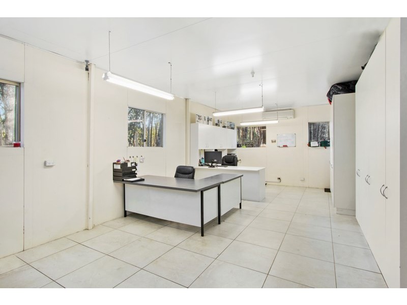 100 First Road, Berkshire Park NSW 2765