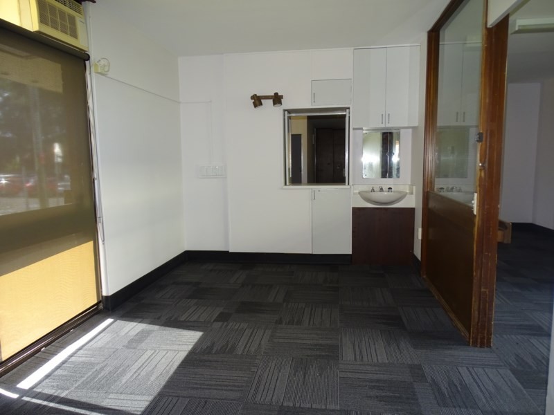 Suite 2/27 (Musson Lane) West Market Street, Richmond NSW 2753