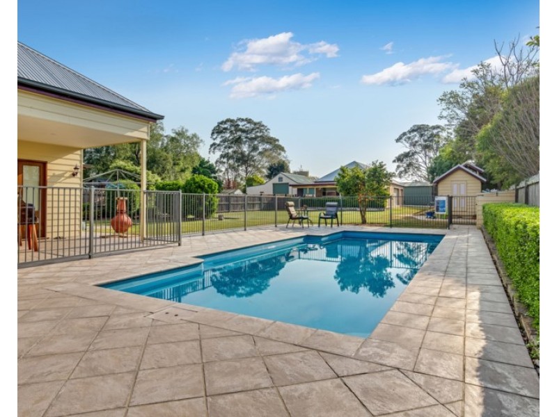 27 Hawkesbury Street, Pitt Town NSW 2756