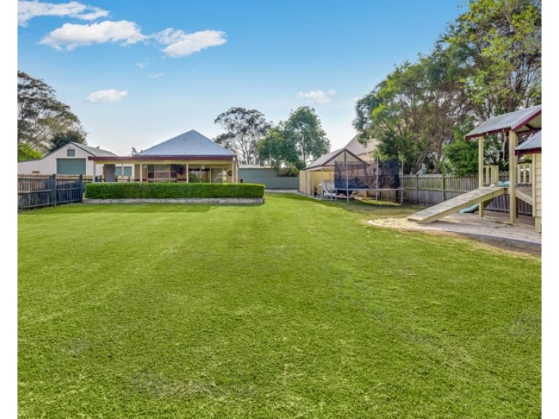 27 Hawkesbury Street, Pitt Town NSW 2756