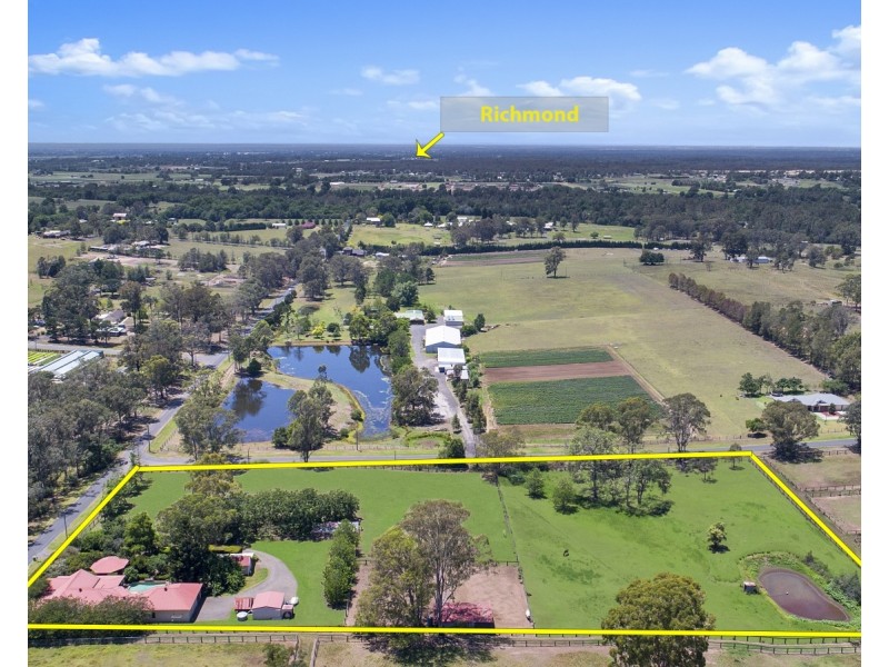 61 Ashtons Road, Grose Wold NSW 2753