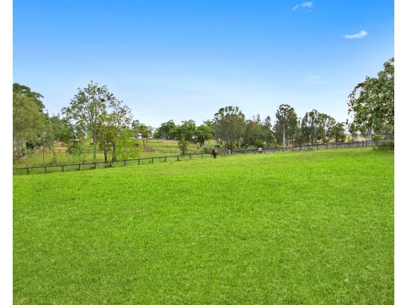 61 Ashtons Road, Grose Wold NSW 2753