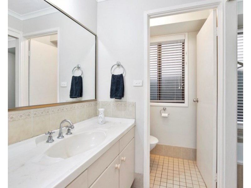 4 Graeme Place, Freemans Reach NSW 2756