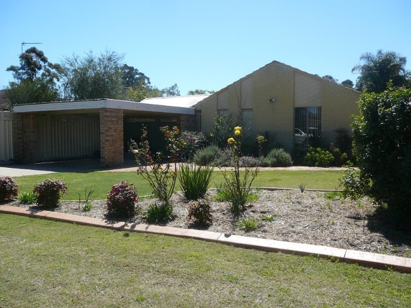 8 Scarborough Avenue, Bligh Park NSW 2756