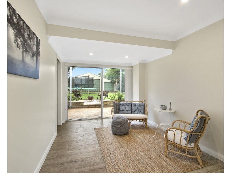 27 Havelock Street, Mcgraths Hill NSW 2756