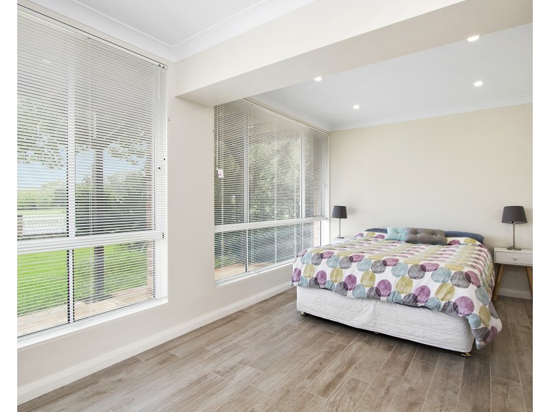 27 Havelock Street, Mcgraths Hill NSW 2756