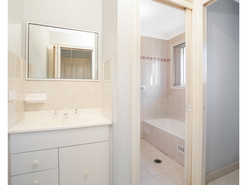 Mcgraths Hill NSW 2756