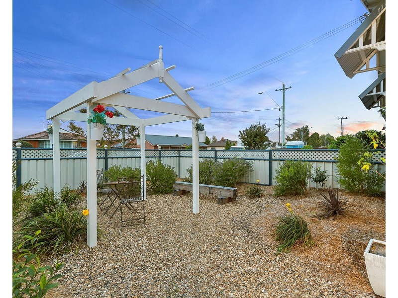 27 March Street, Richmond NSW 2753