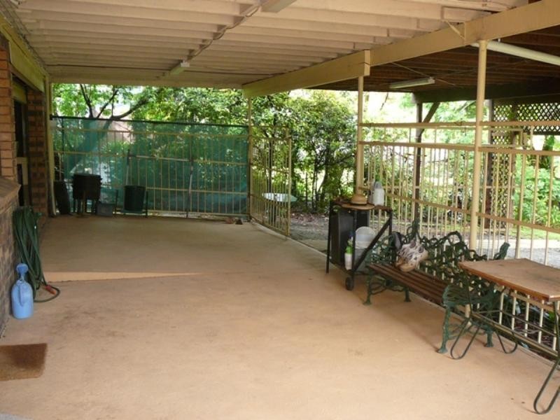 300 Lieutenant Bowen Drive, Bowen Mountain NSW 2753