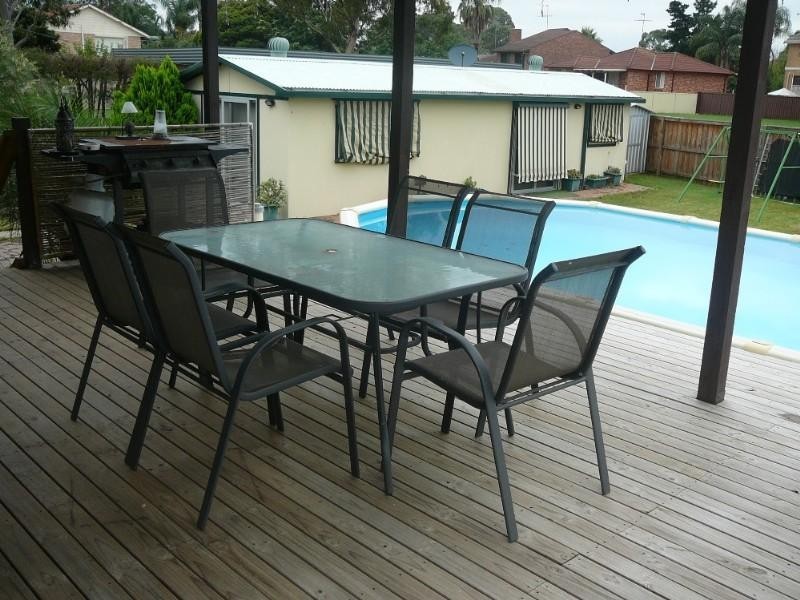 Mcgraths Hill NSW 2756