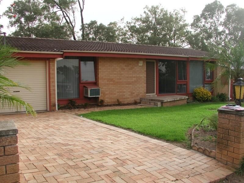 223 Spinks Road, Glossodia NSW 2756