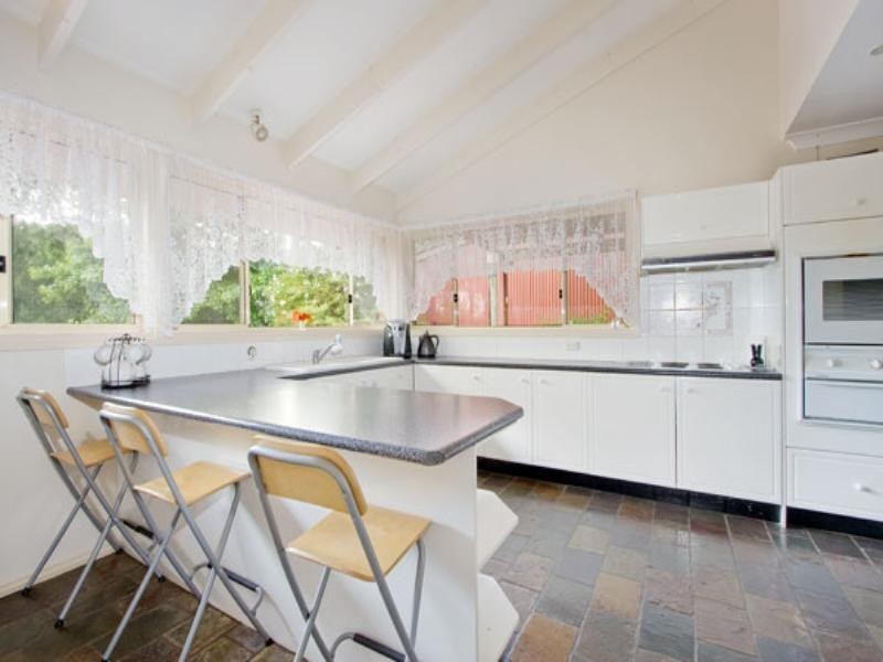 5 Warks Hill Road, Kurrajong Heights NSW 2758