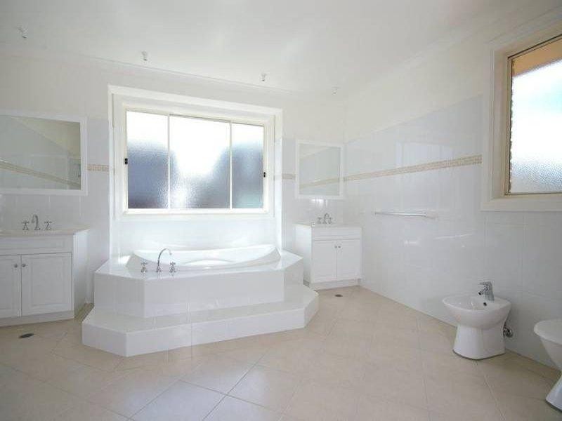 24 Brea Place, Castle Hill NSW 2154