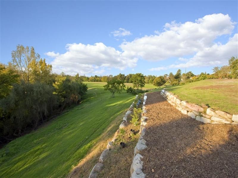 Lot 2/27 Greenway Crescent, Windsor NSW 2756