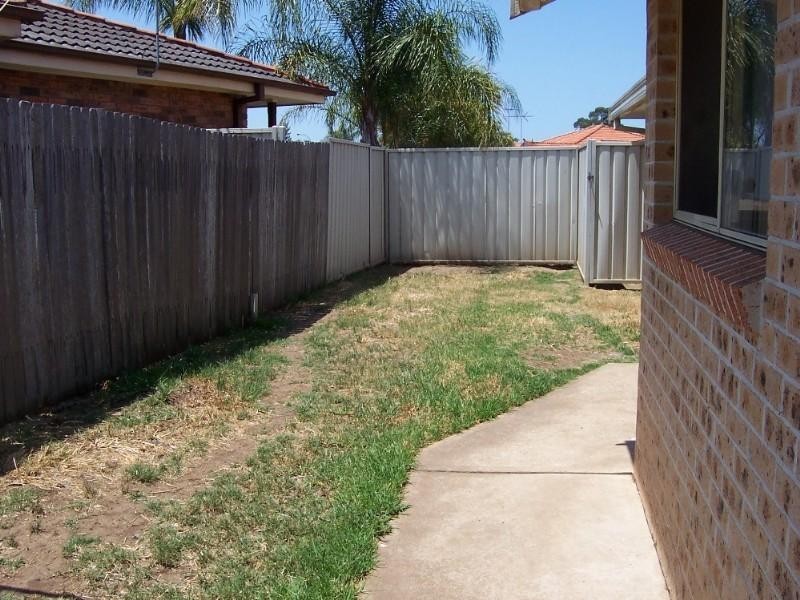 4/19 Risbey Place, Bligh Park NSW 2756