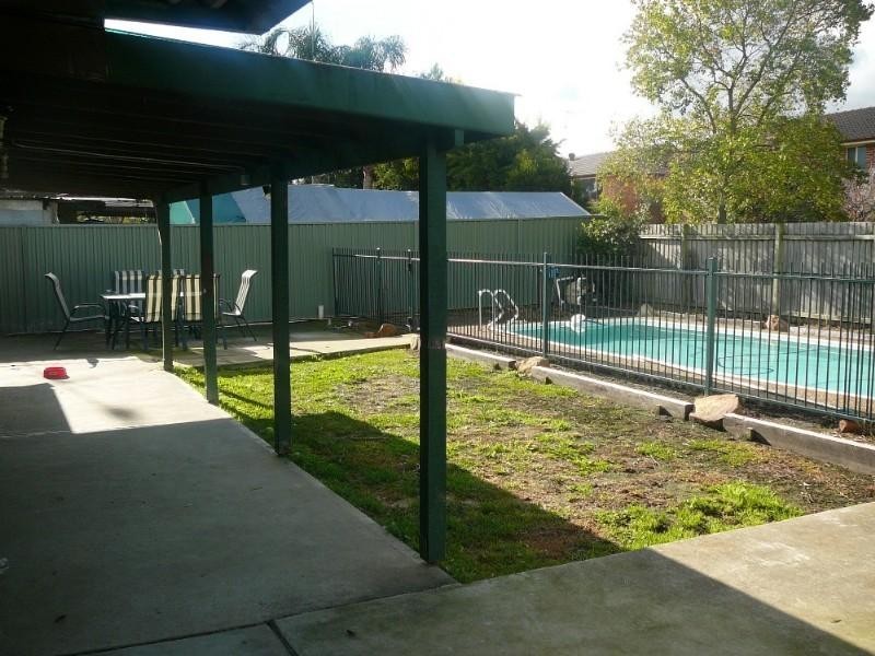 20 Scarvell Avenue, Mcgraths Hill NSW 2756