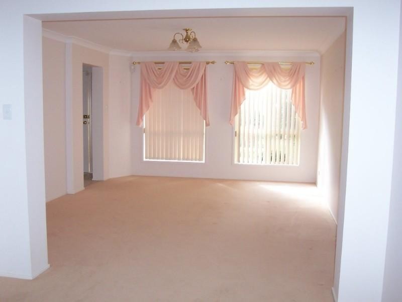 4 trumper Way, Rouse Hill NSW 2155