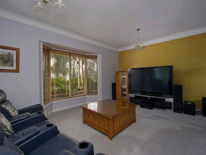 9 Kimberley Lane, Windsor Downs NSW 2756