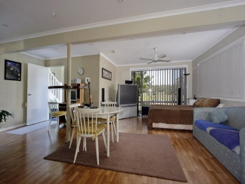 35 Mcgrath Road, Mcgraths Hill NSW 2756
