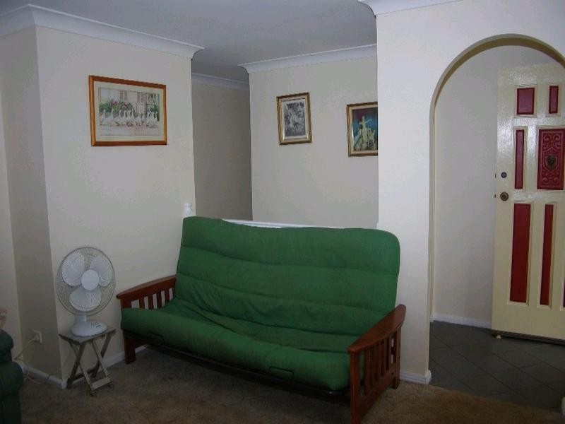 1 Rose Crescent, Glossodia NSW 2756