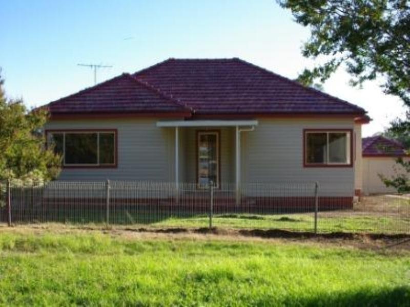 2 Creek Ridge Road, Freemans Reach NSW 2756