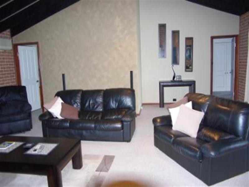 East Kurrajong NSW 2758