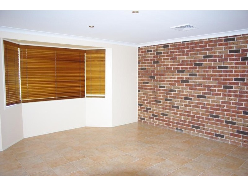 2 Burnside Grove, Windsor Downs NSW 2756