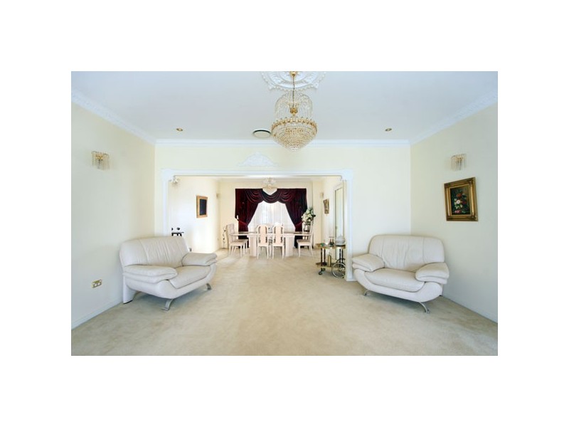 Mcgraths Hill NSW 2756