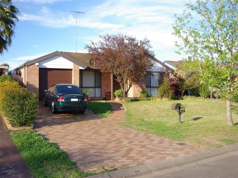 11 Settlers Crescent, Bligh Park NSW 2756