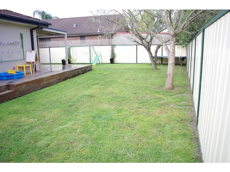 Mcgraths Hill NSW 2756