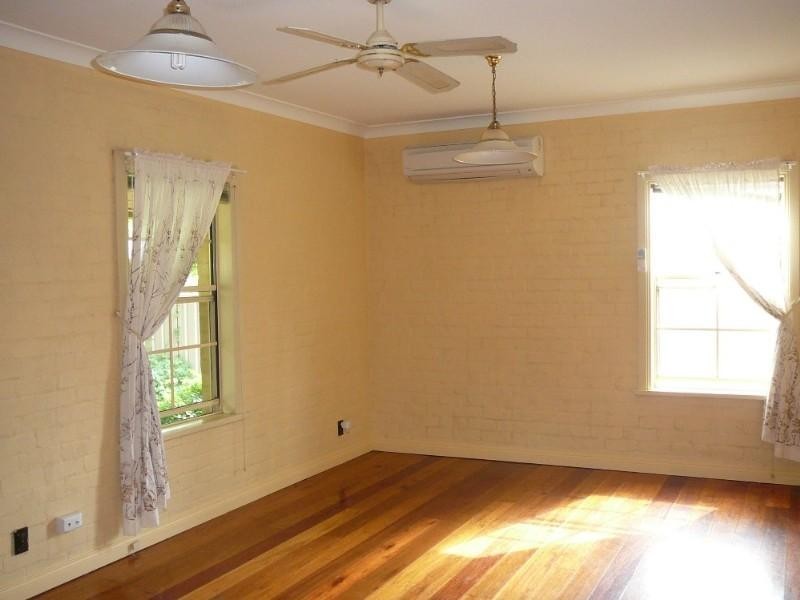 2/1 Campbell Street, North Richmond NSW 2754