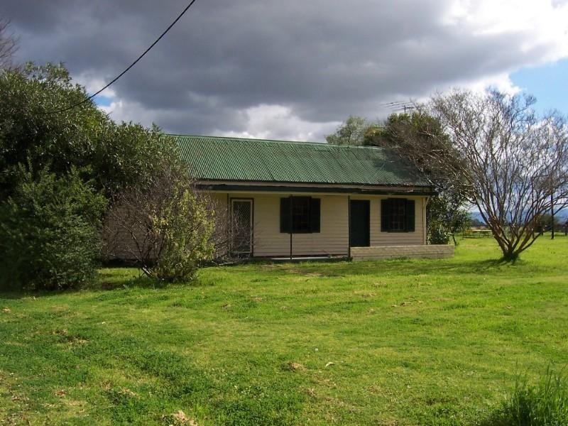 24 Bathurst Street, Pitt Town NSW 2756