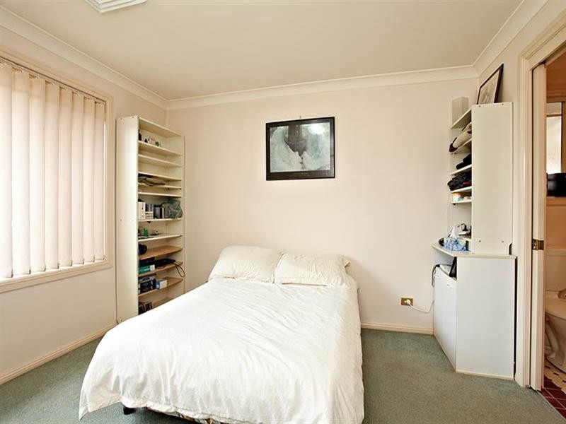 10 Tollhouse Way, Windsor NSW 2756