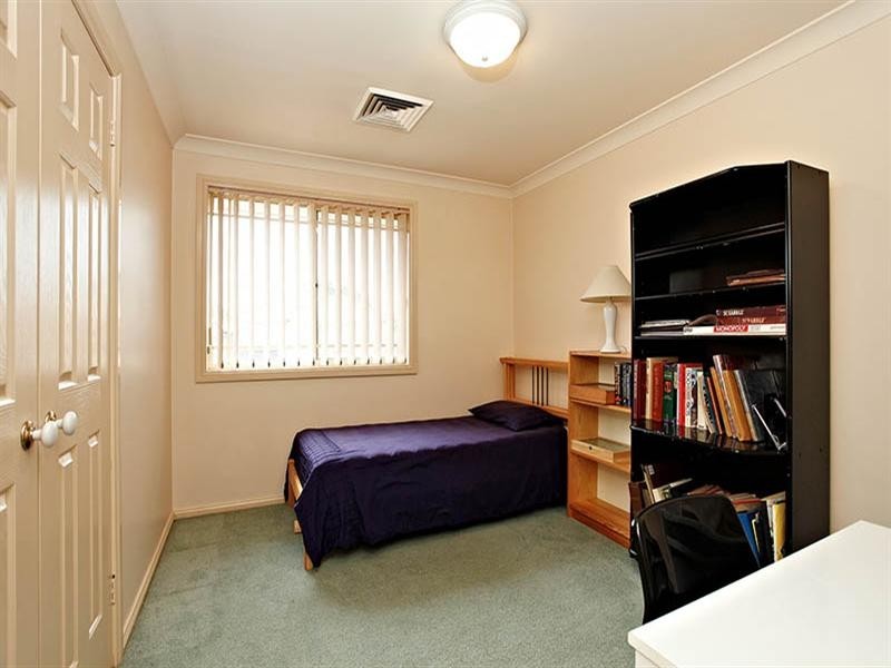 10 Tollhouse Way, Windsor NSW 2756