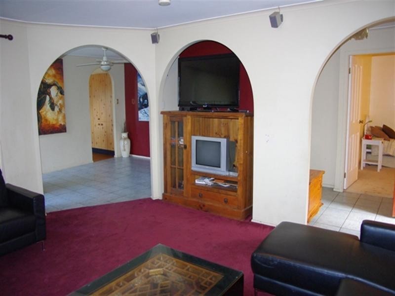 6 Hibberts Lane, Freemans Reach NSW 2756