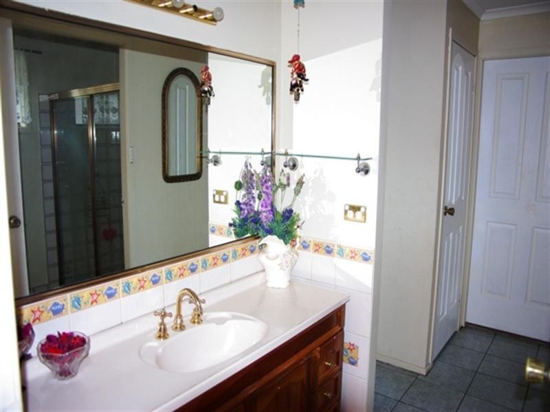 6 Hibberts Lane, Freemans Reach NSW 2756