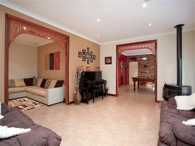 173 WILLEROO Drive, Windsor Downs NSW 2756