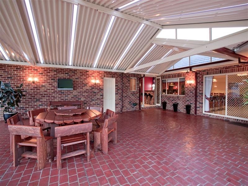 173 WILLEROO Drive, Windsor Downs NSW 2756