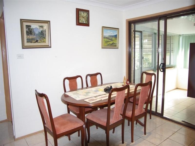 Mcgraths Hill NSW 2756