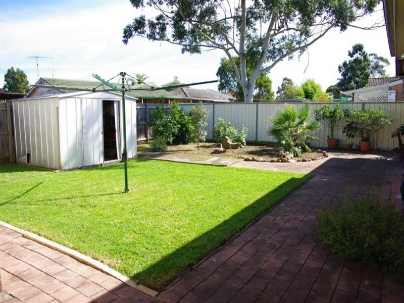 Mcgraths Hill NSW 2756