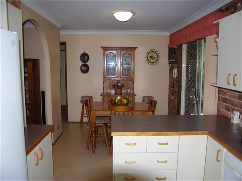 8 Loder Crescent, South Windsor NSW 2756