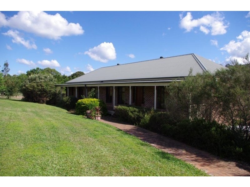32 Pine Place, Grose Vale NSW 2753